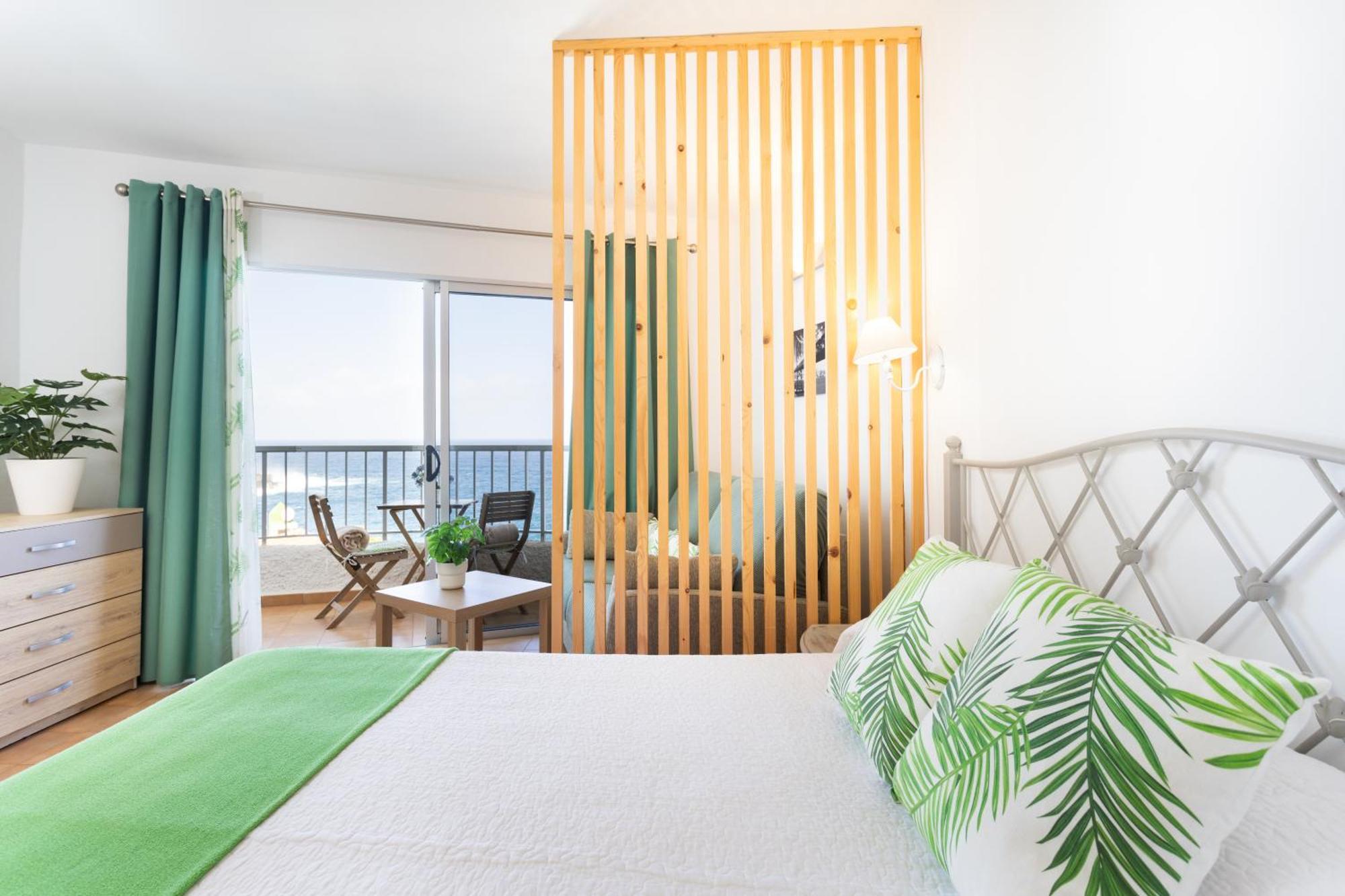 Cozy Seafront Studio With Balcony & Ocean Views San Marcos  エクステリア 写真