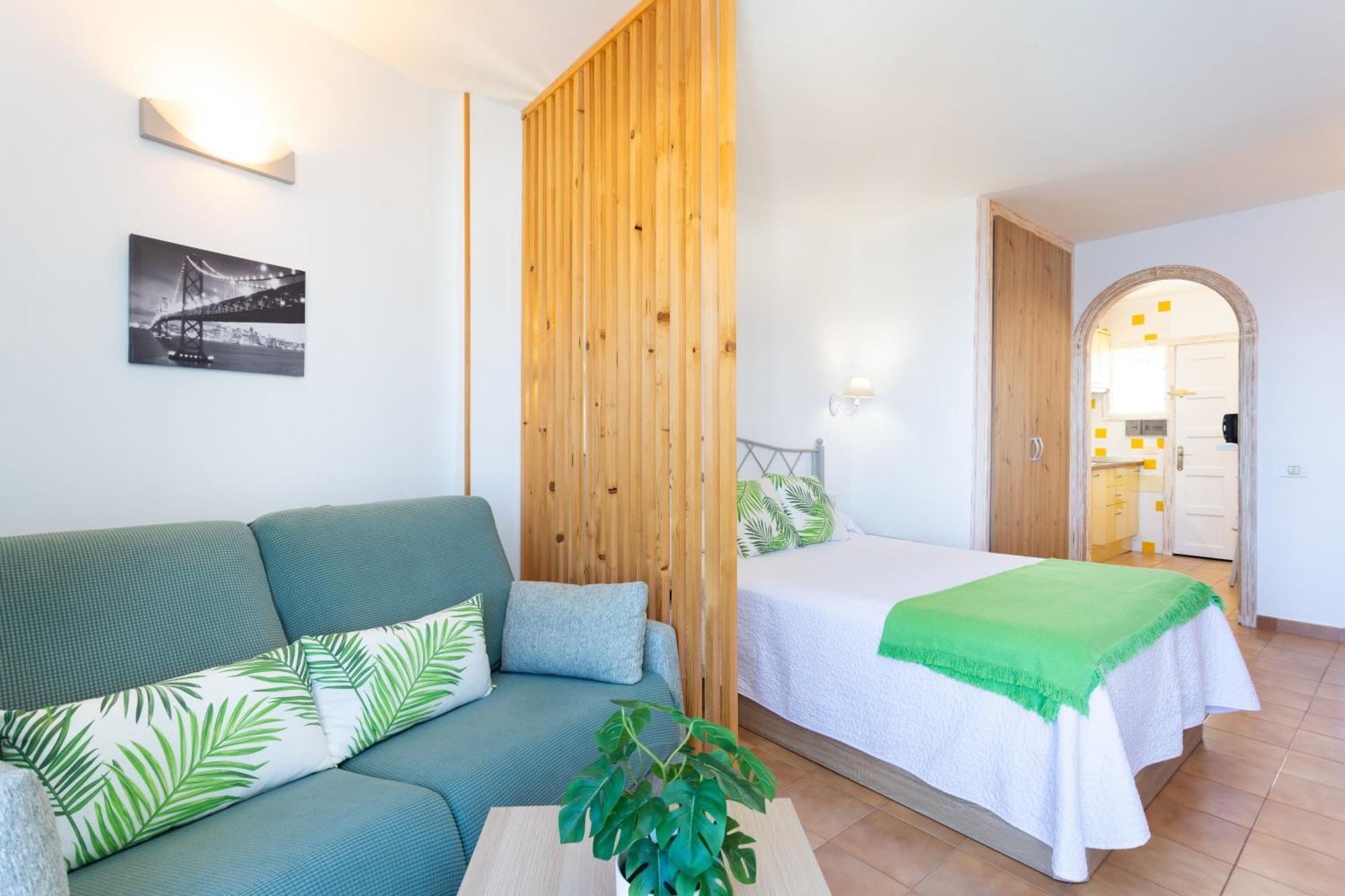 Cozy Seafront Studio With Balcony & Ocean Views San Marcos  エクステリア 写真